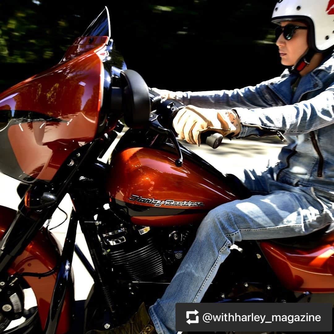 のインスタグラム：「12月某日発売💁‍♀️  ************************************* なぜカッコいいかって⁉️それは真のライダーだから‼️ #harleydavidson #bikersofinstagram #motogirl #girlsbiker #bikestagram #asiangirlrider #bike_japan #motorcyclegirl #bikelady #ウィズハーレーで全国誌デビュー #バイク女子 #バイクのある風景 #バイクのある生活 #バイクが好きだ #バイク写真 #harleydavidsondaily #harleydavidsonmotorcycles #ハーレーが好きだ #ハーレーのある生活 #ハーレー乗り #ハーレー乗りと繋がりたい #バイク写真  #STREETGLIDE #ストグラ部 @smile_mayaya」