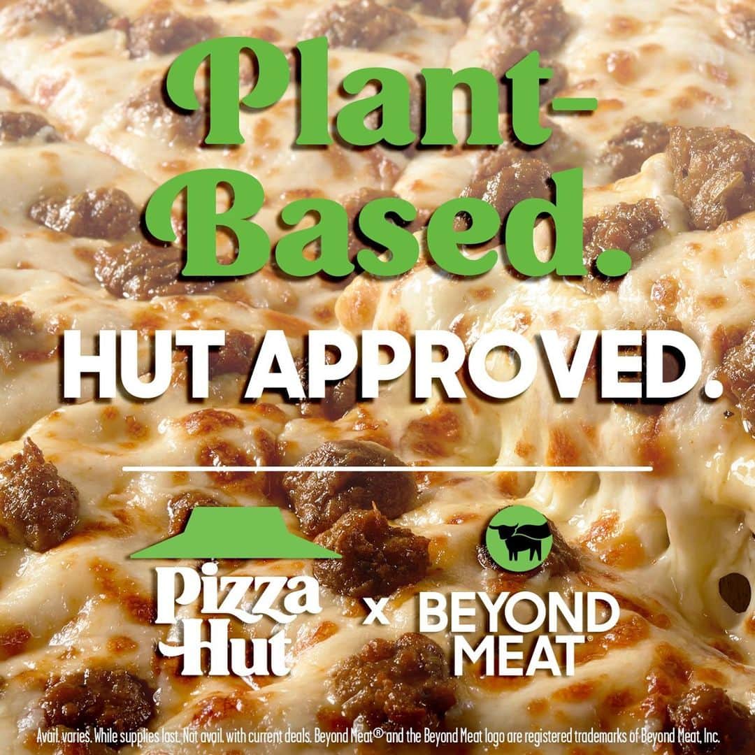 Pizza Hutさんのインスタグラム写真 - (Pizza HutInstagram)「Real recognizes real. Experience this tasty collab by getting our NEW @beyondmeat Italian Sausage Pan Pizza. Available only for a limited time. 💚🌱」11月18日 1時30分 - pizzahut