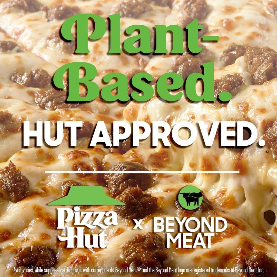 のインスタグラム：「Real recognizes real. Experience this tasty collab by getting our NEW @beyondmeat Italian Sausage Pan Pizza. Available only for a limited time. 💚🌱」