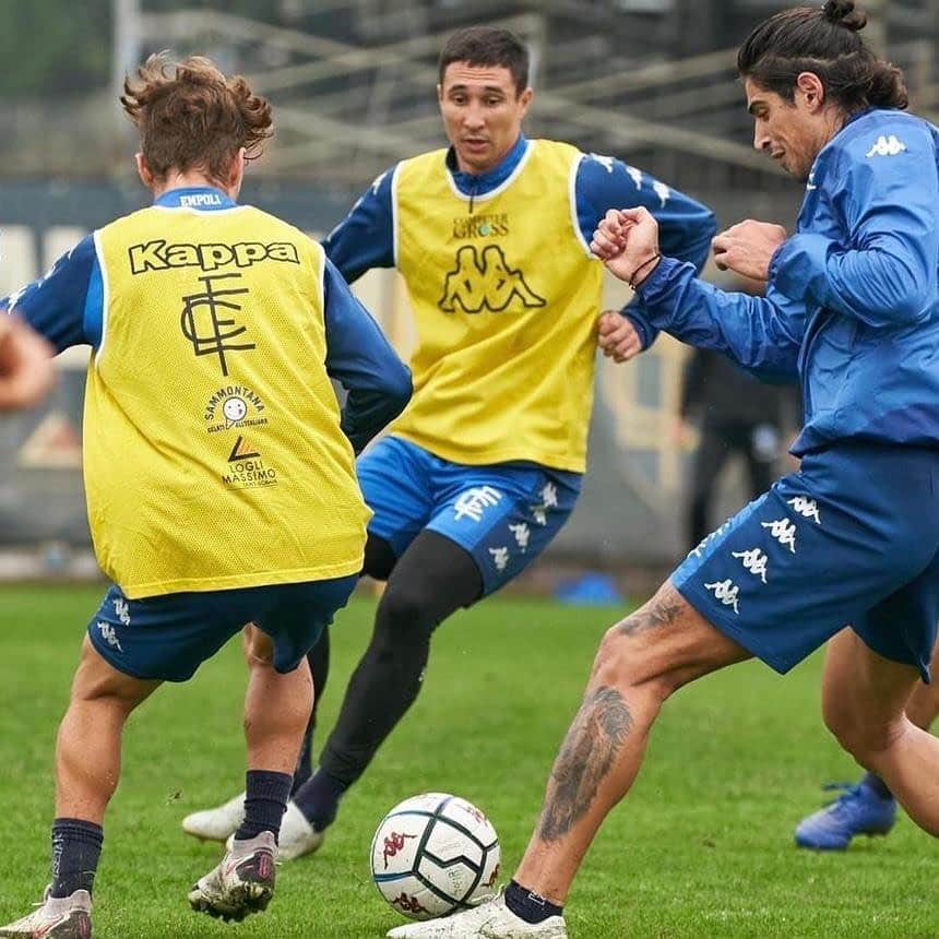リデル・マトス・サントスのインスタグラム：「Dopo un weekend di riposo, testa alla prossima partita. Forza @empoli_fc_official! 💪🏽 Depois de um fim de semana de repouso, concentração para próxima partida.  Força Empoli! #Empoli #Futebol #Calcio」