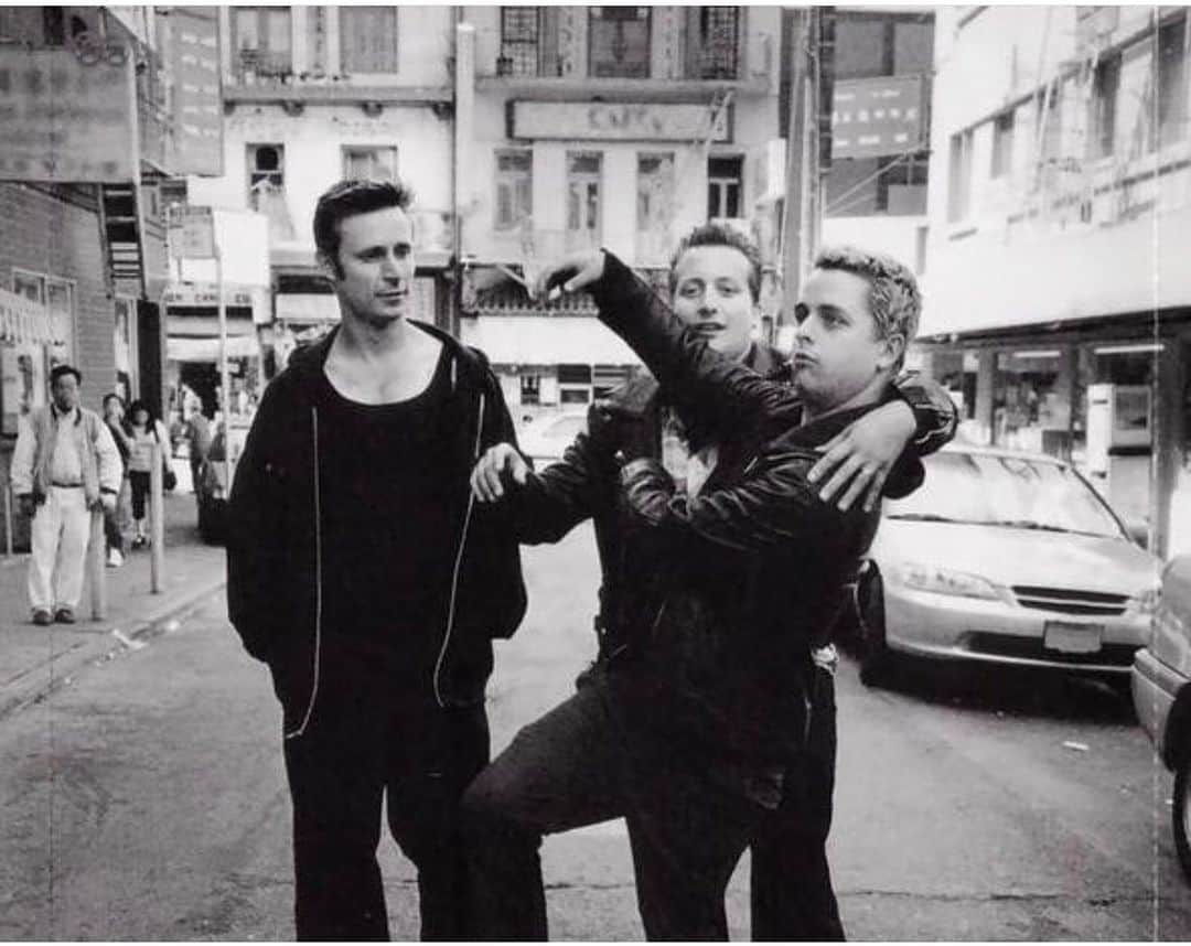 トレ・クールのインスタグラム：「San Francisco Chinatown ramblings  #paperlanterns」