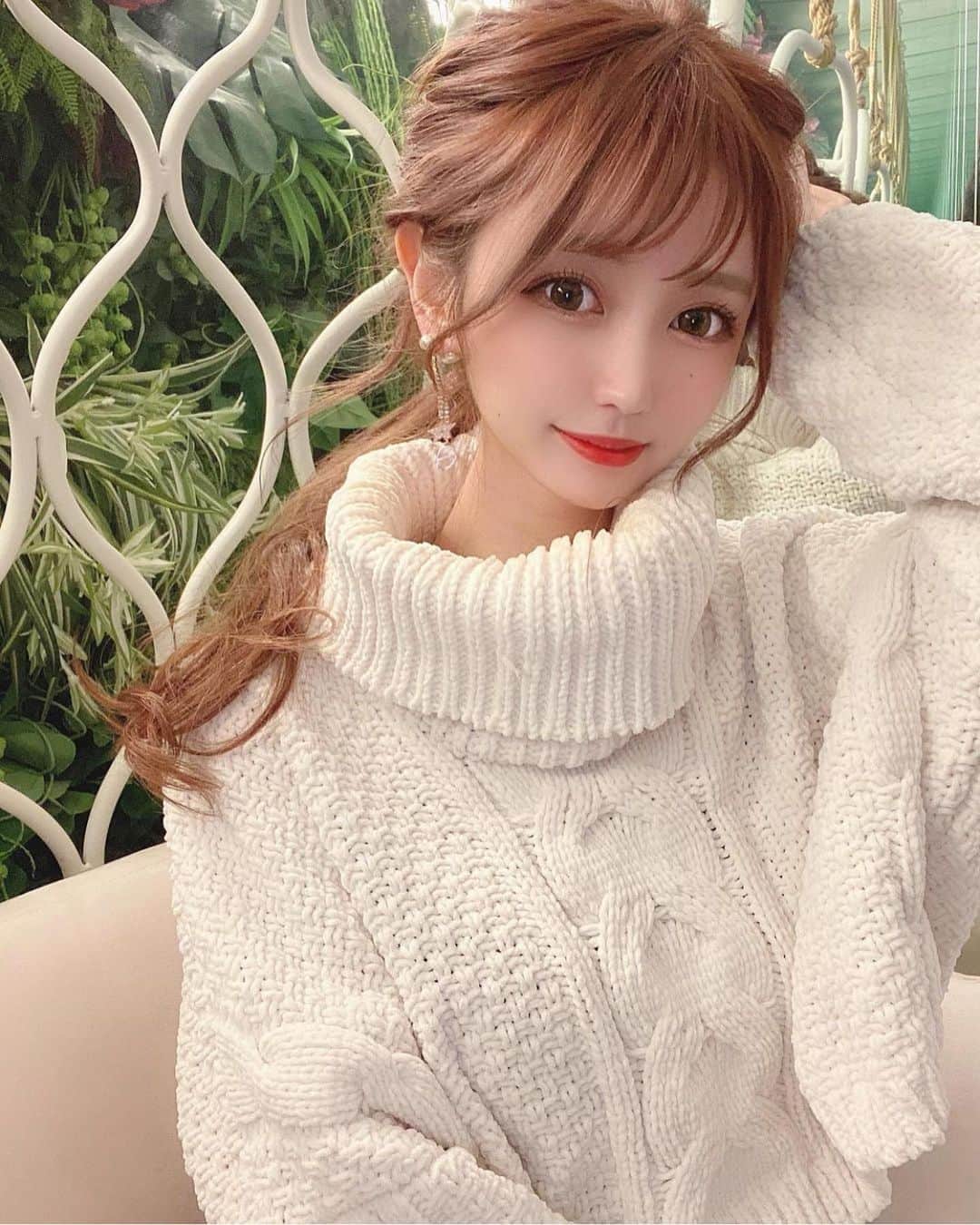 美女JAPANのインスタグラム：「どうも美女JAPANです！✨ ＊ ＊ 今回ご紹介するのはこの方‼️ ＊ ＊ あやちさん！@o.aya_1127 ＊ ＊ とっても綺麗！🙈💕 こんな綺麗な人滅多にいない！💕 ＊ ＊ あやちさんのアカウントには他にも素敵な投稿がたくさんあります！✨ ＊ ＊ 皆さんも是非チェックしてみてね🧸 ＊ ＊ 明日の投稿もお楽しみに！！ ＊ ちなみにあなたはどんな人がタイプですか？ コメントお待ちしております💕  ＊ ＊  #色気 #可愛い #綺麗 #かわいい #写真集 #モデル #美肌 #笑顔 #スタイル抜群 #可愛い #可愛すぎ #会いたい #天使 #美女 #美人 #美しい #清楚 #スタイル #色白 #スタイル抜群 #美脚 #素敵 #カワイイ #応援」