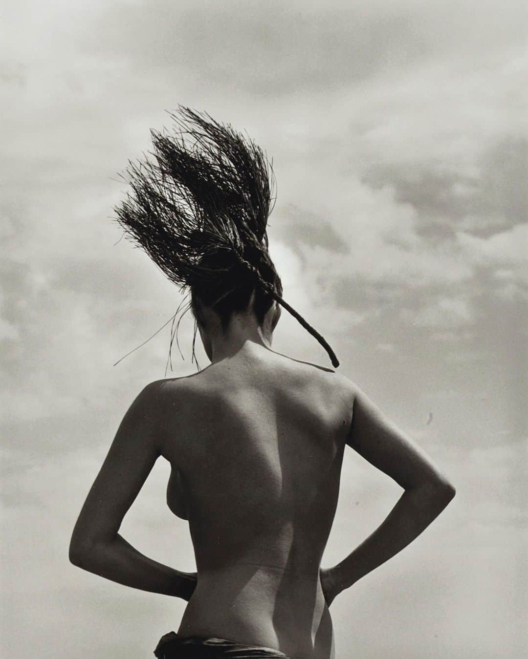 イーチ x アザーのインスタグラム：「Herb Ritts - 1988」