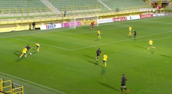 ダリオ・クレシッチのインスタグラム：「Woooooow Croatia goes to U-21 Euro 2021!  @dariospikic great game, big effort! Congratulation 🎊」
