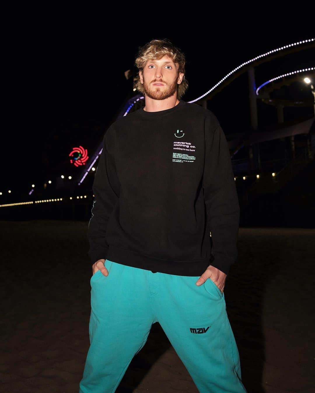 ローガン・ポールさんのインスタグラム写真 - (ローガン・ポールInstagram)「@MAVERICKCLOTHING NEW DROP THIS FRIDAY」11月18日 4時37分 - loganpaul