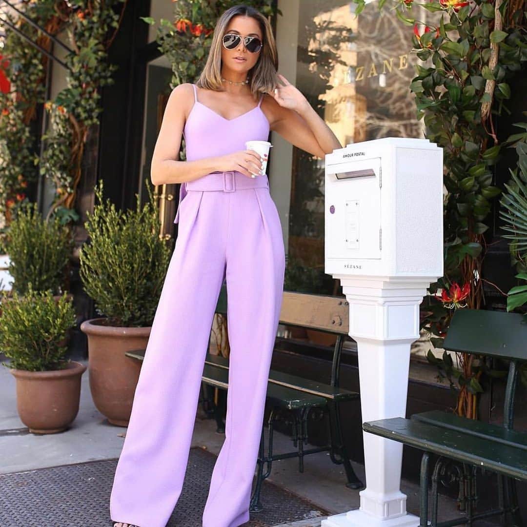 ブラックハローのインスタグラム：「Our Evie Jumpsuit should be a staple in closet but who are we to tell you what to buy 🤷🏻‍♀️ // #bhstyle」