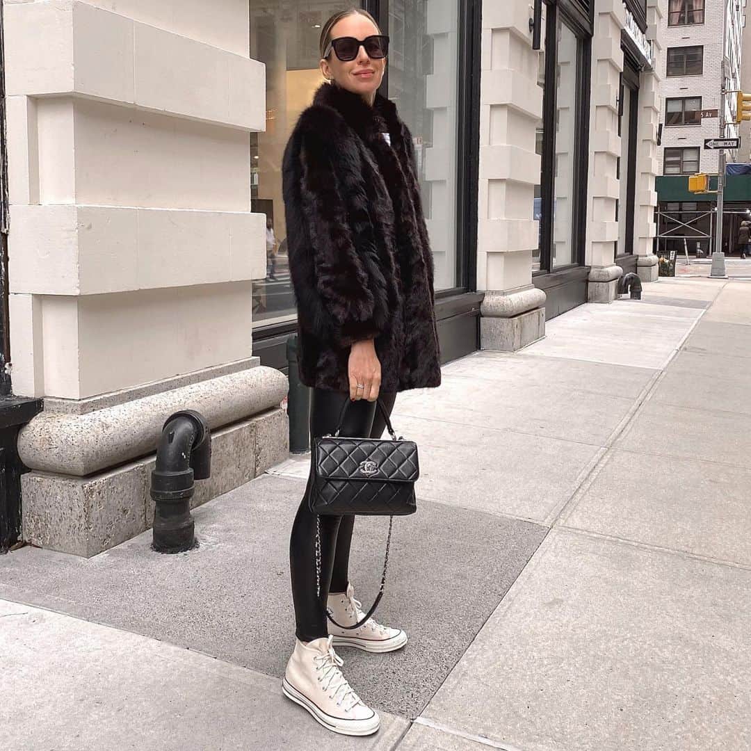 Helena Glazer Hodneのインスタグラム：「Tuesday✨」
