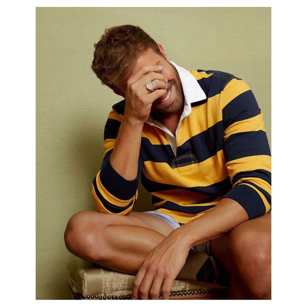 Polo Ralph Laurenさんのインスタグラム写真 - (Polo Ralph LaurenInstagram)「Singer #PabloAlboran wearing our Iconic #PoloRalphLauren Rugby Shirt in #GQSpain's October 2020 issue.   Photographer: @VirgiliJubero Stylist: @BraisVilaso Hair & Makeup: @JuanPachecoMakeup  #RLEditorial #PoloRLStyle」11月18日 7時05分 - poloralphlauren