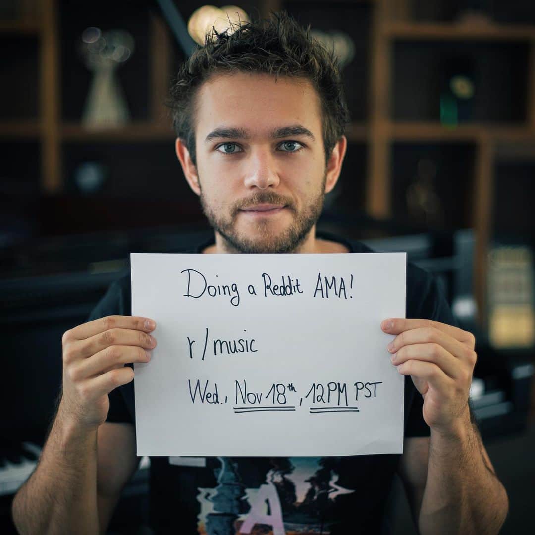 ゼッドのインスタグラム：「DOING MY FIRST @REDDIT AMA TOMORROW!  12pm PST!  r/music  Ask me anything.」