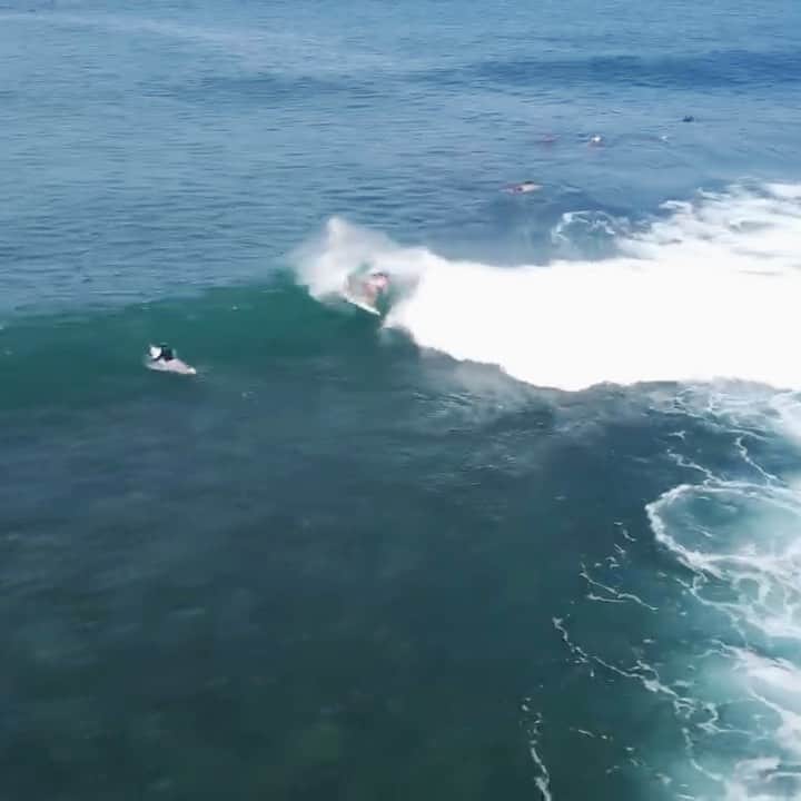 Bethany Hamiltonのインスタグラム：「Couple prego turns 🤰🏼🏄🏼‍♀️」
