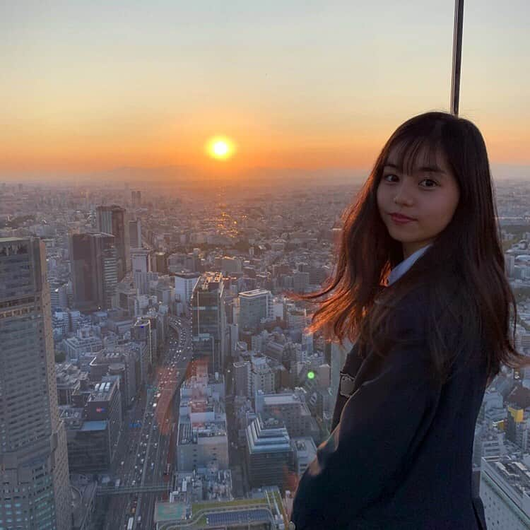 陣ノ内柚来さんのインスタグラム写真 - (陣ノ内柚来Instagram)「おはようございます⍢⃝ ・ ・ #shibuyasky #景色 #landscape #schoollife #制服 #camera #他撮り #ゆららんど #陣ノ内柚来 #jkブランド #プラチナムプロダクション #followme #Instagood #fjk #モデル #fashion #ファッション #model #フォロー歓迎 #ootd #お洒落さんと繋がりたい #jk1」11月18日 7時41分 - yura_world