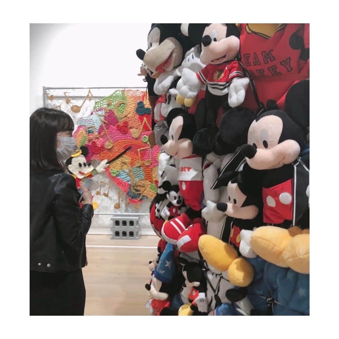 佐竹明咲美さんのインスタグラム写真 - (佐竹明咲美Instagram)「. . ある日の思い出✌️  ミッキーマウス展へ🐭  いつだって忘れないでほしい。 すべて一匹のねずみから始まったということを。 ウォルト・ディズニー  #アーティストたちの #ミッキーマウスへの愛と #ウォルトへのリスペクトを感じた #展覧会でした  #ミッキー #ミニー #happybirthday🎉」11月18日 13時25分 - asami_satake