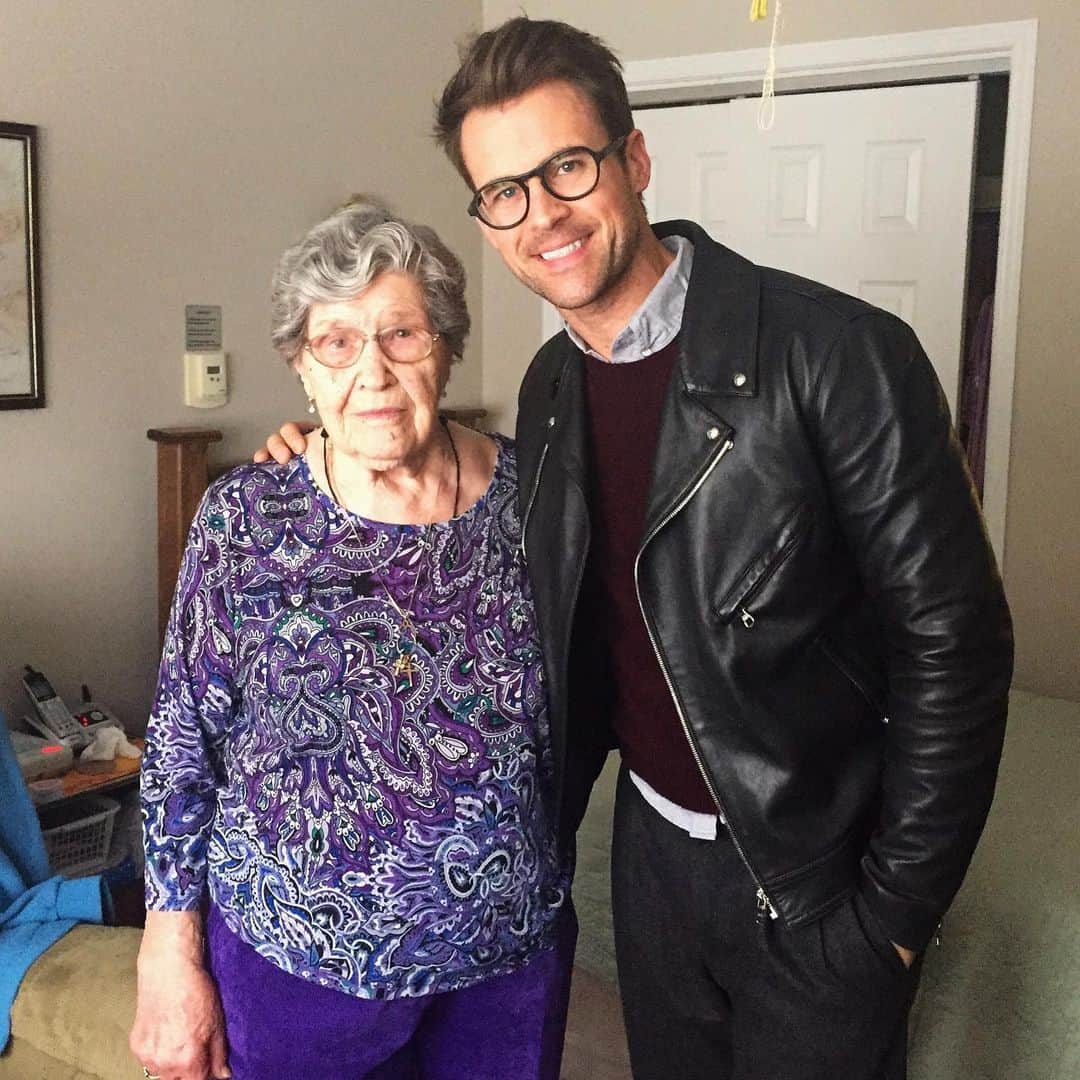 ブラッド・ゴレスキーのインスタグラム：「My Grandma Goreski is 99 today! 10 children, 22 grandchildren & a bunch of great grandchildren as well!! Love her very much and can’t wait until I get to see her again in person! (Pic was taken a few years ago)」
