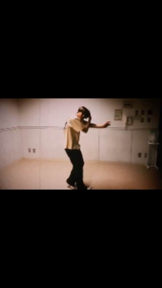 のインスタグラム：「Hiphop Hiphop Hiphop . . Lost Ones - Lauryn Hill . . #watwing#ryofuruhata #dance#choreography#dancemoves #ダンス#ダンス動画 #laurynhill#lostones #RYOのコレオドリ」