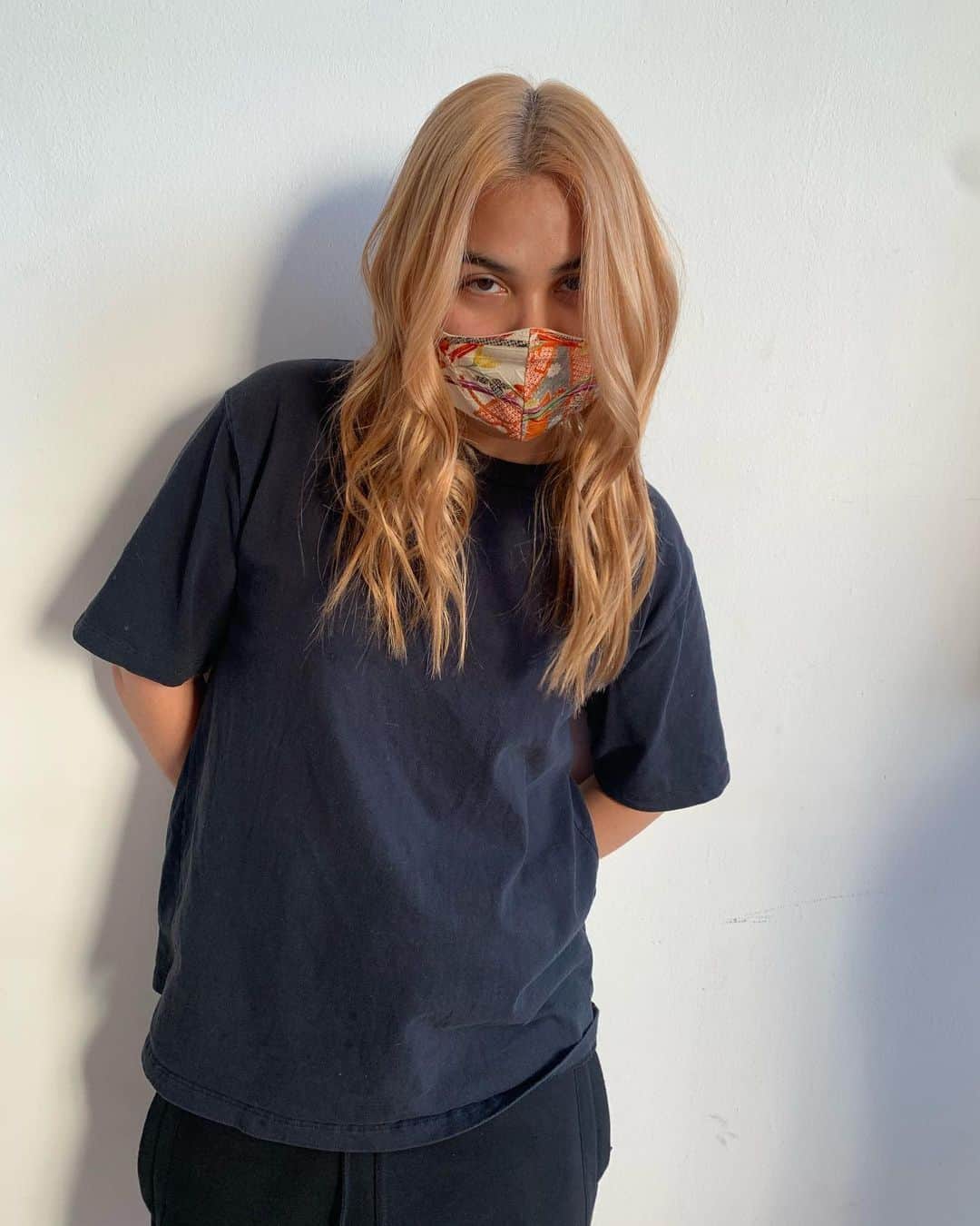 ヘイリー・キヨコのインスタグラム：「New tone, what should we call it? @majormoonn 👯‍♀️👯‍♀️🌈」