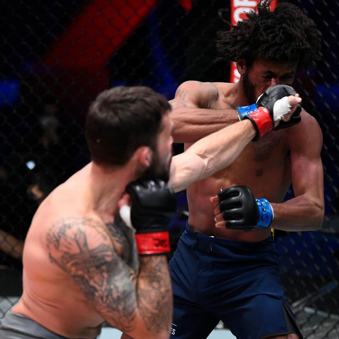 UFCさんのインスタグラム写真 - (UFCInstagram)「Clean SWEEP on the scorecards 🧹 @TopGunTuck gets the win by UD, but was it enough to earn him a contract?   [ Tune in NOW on #ESPNPlus ]」11月18日 11時06分 - ufc
