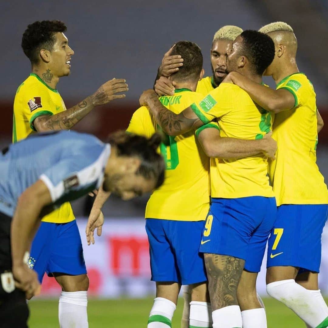 ガブリエル・ジェズスのインスタグラム：「100% ✅💪🏽 Parabéns rapaziada 👏🏽🇧🇷」