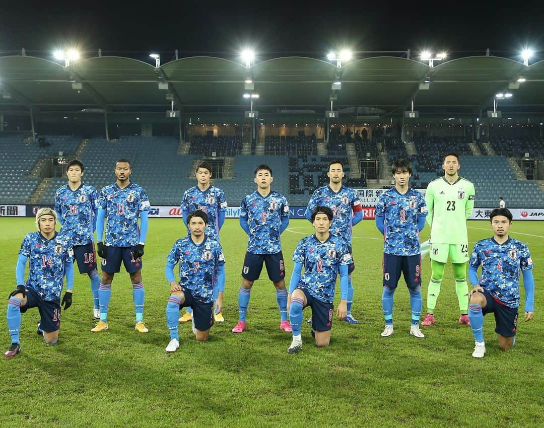 サッカーキングさんのインスタグラム写真 - (サッカーキングInstagram)「. メキシコに2失点敗戦  📷Photo by JFA、Getty Images  #川島永嗣 #権田修一 #シュミット・ダニエル #長友佑都 #吉田麻也 #酒井宏樹 #室屋成 #植田直通 #板倉滉 #冨安健洋 #菅原由勢 #原口元気 #柴崎岳 #遠藤航 #伊東純也 #橋本拳人 #南野拓実 #鎌田大地 #中山雄太 #三好康児 #久保建英 #鈴木武蔵 #浅野拓磨 #日本代表 #daihyo #メキシコ代表 #メキシコ #サッカーキング #サッカー #⚽️」11月18日 11時42分 - soccerkingjp