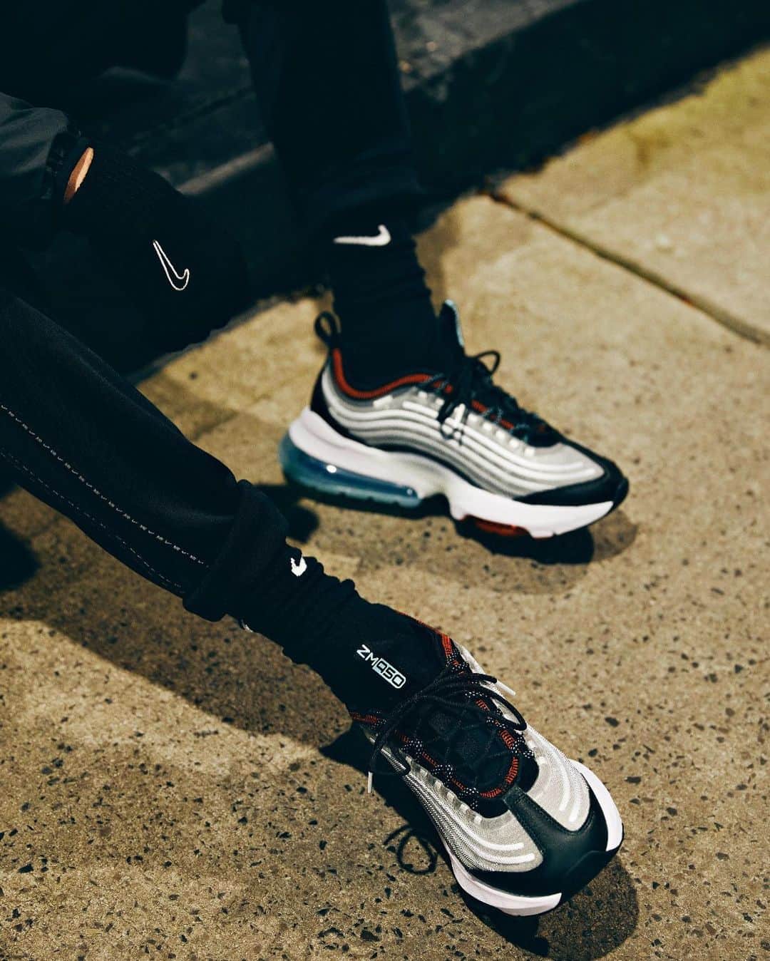 FOOTASYLUMさんのインスタグラム写真 - (FOOTASYLUMInstagram)「Taking things to the max! 💪  Shop online to cop the new @nikesportswear Air Max ZM950. Available now in all sizes.  #Footasylum #Nike #ZM950」11月18日 21時07分 - footasylum