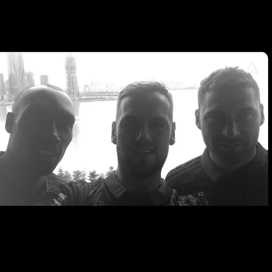 アレクサンデル・ミロシェビッチのインスタグラム：「#tb Back in China with my brates #bjk」