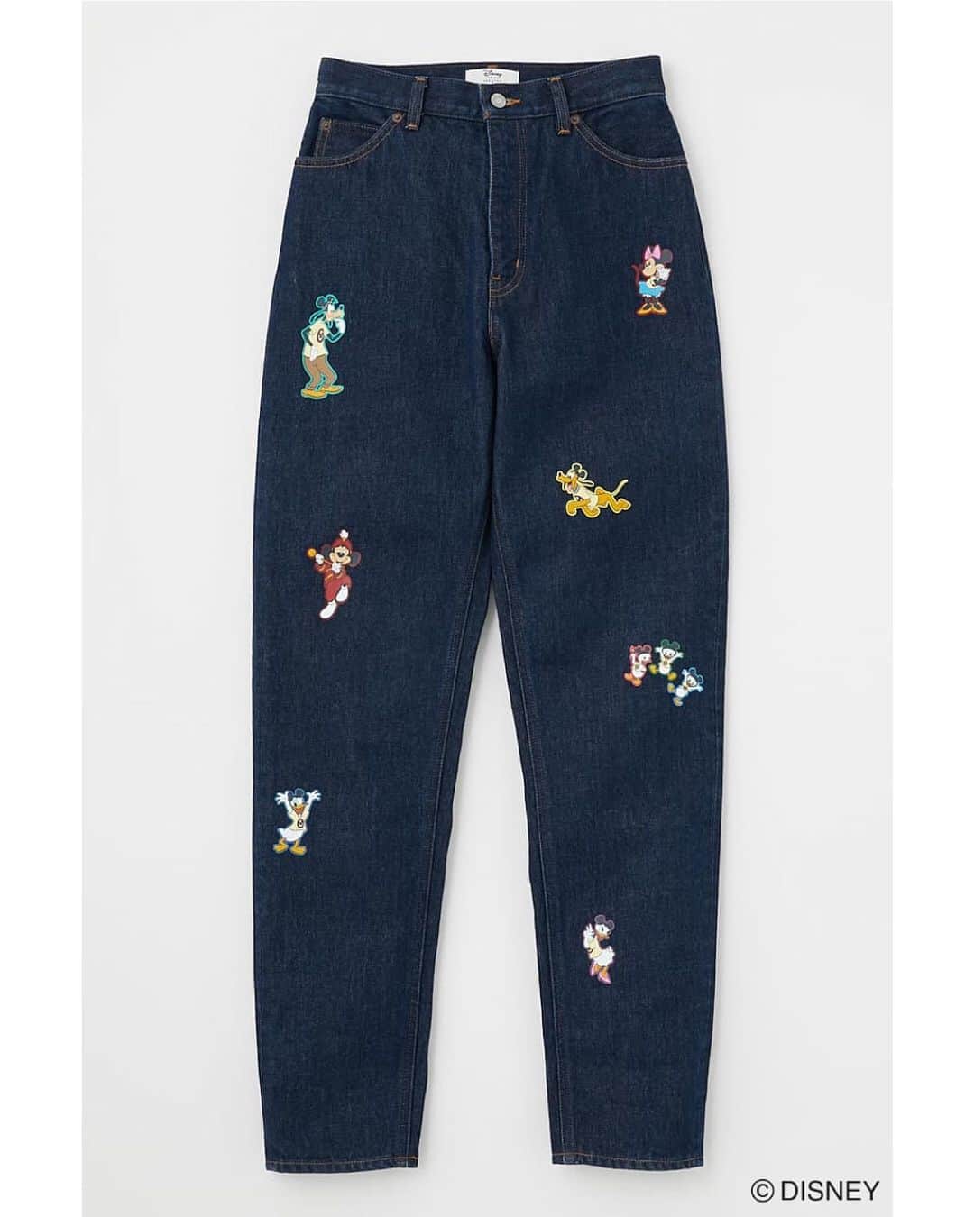 SHEL'TTER WEB STOREさんのインスタグラム写真 - (SHEL'TTER WEB STOREInstagram)「Disney SERIES CREATED by MOUSSY 2020 BIRTHDAY COLLECTION 🎂 11.18.wed Order start! --------------------------------------------- SHEL'TTER WEBSTOREにて第16弾の受注受付がスタート！  2020 BIRTHDAY COLLECTIONで展開するのは、 『MICKEY MOUSE CLUB』のイヤーハットをかぶったキャラクター達を 全面に散りばめたレトロでカジュアルなデニムのセットアップ。  以前、参考商品としてLOOK BOOKに掲載後、 お問い合わせを多数いただいた為 受注生産商品として限定発売が決定いたしました。  11月18日はアニメーション映画『蒸気船ウィリー』で MICKEY MOUSEとMINNIE MOUSEが同時にスクリーンデビューした日。 その記念すべきお誕生日に、 ここでしか手に入らないスペシャルなアイテムを展開します。  MICKEY MOUSEを愛する人たちが 素敵に見えるように。 ㅤㅤㅤㅤㅤㅤㅤㅤㅤㅤ いつまでも いくつになっても とまどうことなく ずっと着続けられる洋服。 ここで出会える特別な MICKEY MOUSEアイテムをMOUSSYは提案します。 --------------------------------------------- ■MD MM CLUB 3RD G JACKET(010DAY11-5010) ■MD MM CLUB HIGH WAIST TAPERED(010DAY11-5020) --------------------------------------------- 2020.11.18.wed Order start💫 SHEL'TTER WEBSTORE限定受注受付中！ ※こちらの商品は、WEBSTORE限定でオーダーが既定数に達した場合に発売が決定するスペシャルアイテムとなります。  #ハッピーバースデーミッキー #ハッピーバースデーミニー #DisneySERIESCREATEDbyMOUSSY #MOUSSY_Disney #MOUSSY」11月18日 21時25分 - sheltterwebstore