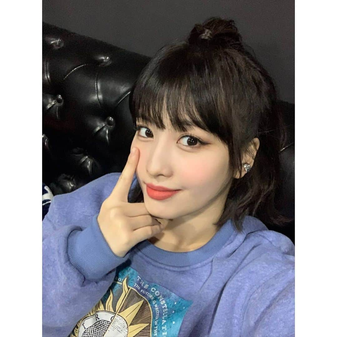 TWICEさんのインスタグラム写真 - (TWICEInstagram)「YouTubelive봐주셔서 감삼당💜🧸 BETTER도 많이 들어주세용!!」11月18日 21時54分 - twicetagram