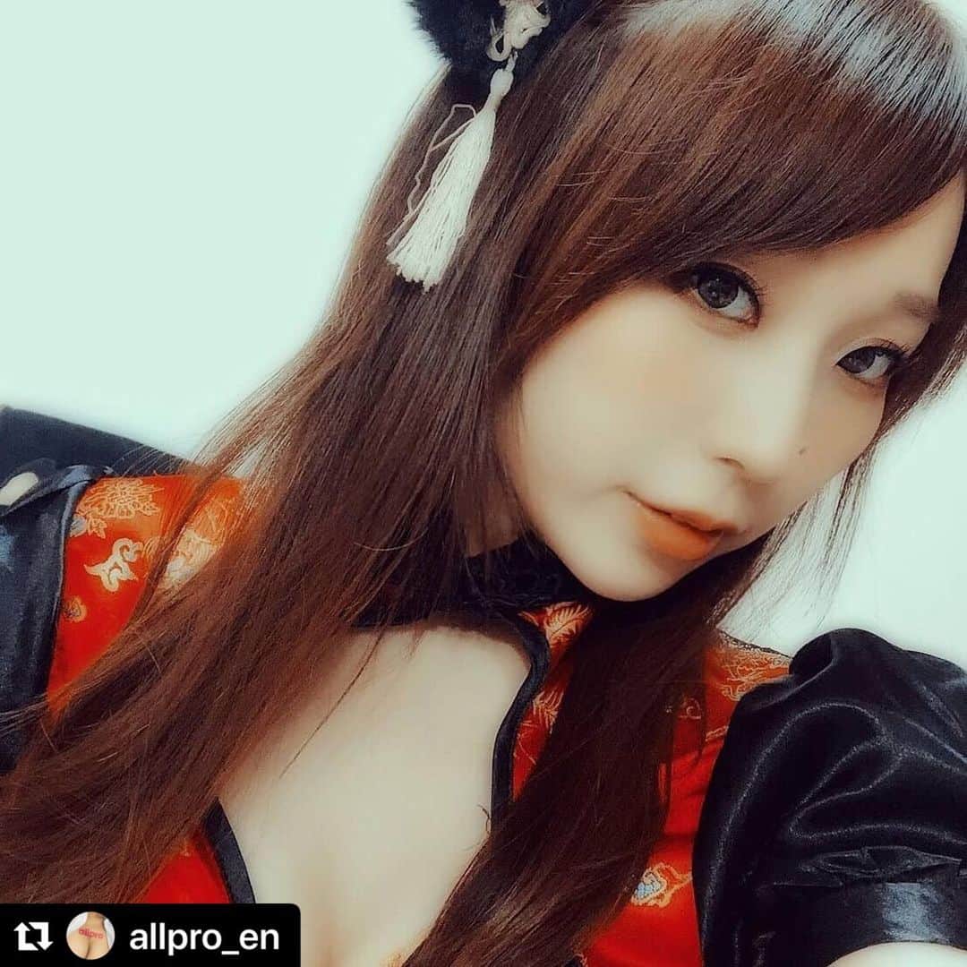のインスタグラム：「🤗  #Repost @allpro_en with @make_repost ・・・ Hi im @tsubasahachi. I wish I could flight to many countries to see you guys. Follow and support from your country:) #allpro #JAV #model #gravure #gravure #moodyz #langerie #asiangirls #japanesegirls」