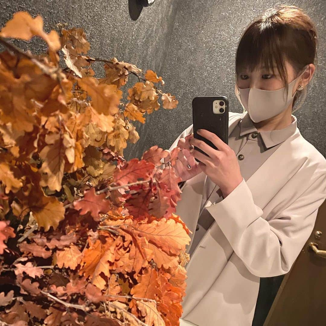 原あやのさんのインスタグラム写真 - (原あやのInstagram)「紅葉どこにいきました？🍁  #秋#紅葉#あった？#まだ？ #fall#japan#takeapicture」11月18日 14時58分 - ayano_hara_69