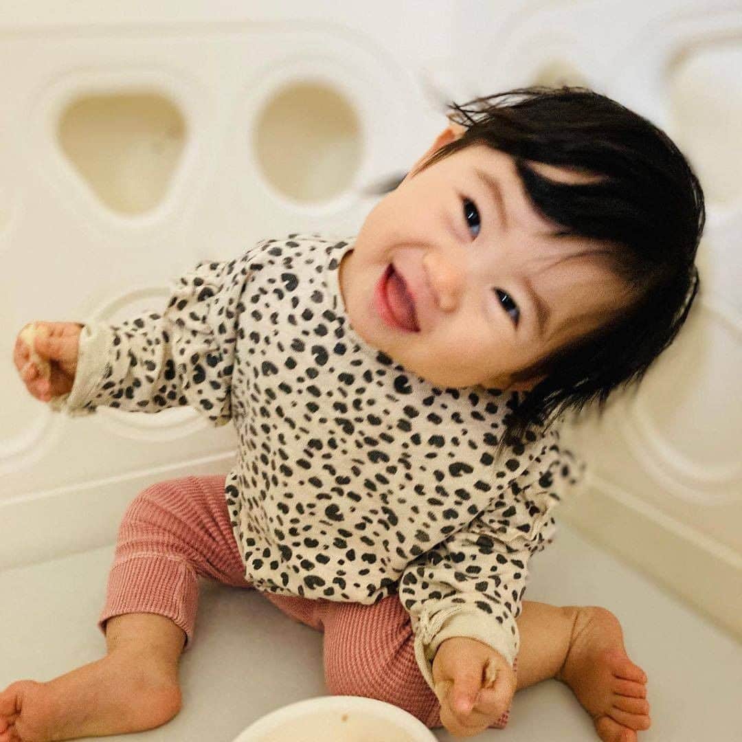 cozre（コズレ）マガジン公式さんのインスタグラム写真 - (cozre（コズレ）マガジン公式Instagram)「☆☆☆☆☆ @cozreマガジン、ピックアップお写真✨✨ @ta_ka_ri.310 さん💖 • 首をかしげて「ねー💘」 • 素敵なお写真、ありがとうございました！😆 • ☆☆☆☆☆ • みなさまの「子育て👪」に関するお写真をお待ちしてます！ • Follow @cozre Tag #コズレ • 編集部でピックアップしてリポストさせていただきます🎶 (画質等調整し使用させていただく事がございます📱🔧) • ☆☆☆☆☆ • 月間300万人が訪れる！@cozreマガジンには妊娠・出産・子育て情報が満載！プレゼントキャンペーン🎁も実施中🤤✨ • #コズレ #cozreマガジン 編集部 • • #子供 #子ども #赤ちゃん #赤ちゃんのいる生活 #赤ちゃんのいる暮らし #親バカ #親バカ部 #親バカ部ig_baby #親バカ部ig_kids #ママカメラ #かわいい #可愛い #ベビスタグラム #ベビーフォト #子育て #子育てママ #子育てグラム #instagram_kids #kidsgram_tokyo #ig_oyabakabu #kids #baby #CUTE」11月18日 15時30分 - cozre