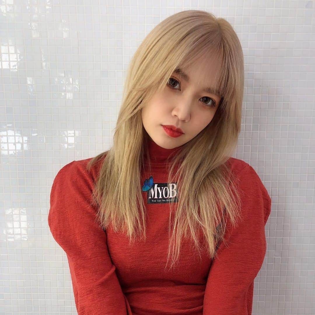 あさちるのインスタグラム：「@shachu_hair  HAIR @jnk.83  HM @ehara_asami  #オルチャンヘア　#韓国ヘア　#shachu」