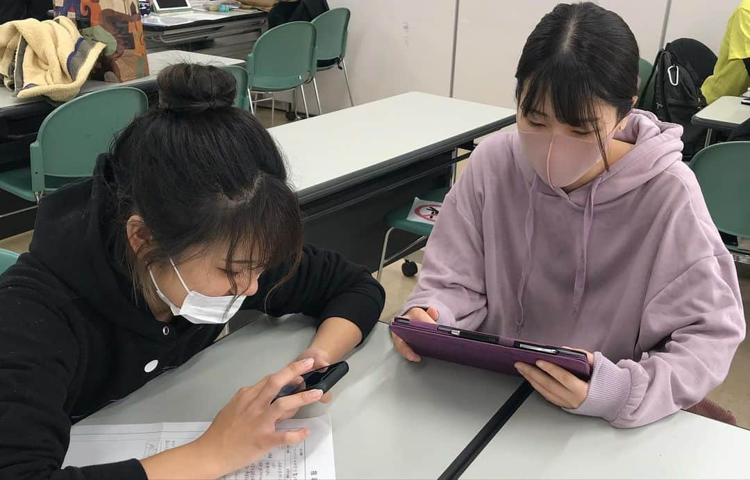 東京福祉専門学校さんのインスタグラム写真 - (東京福祉専門学校Instagram)「【こども教室👶】 こども教室の登校授業がありました🎶 前回の授業の振り返りをした後に、次の企画の作成をしました🙌折り紙を使った魚釣りやスライムづくりなど楽しい企画を作成中✨ 次回の授業では撮影と編集を行います！その様子もまたお届けします💕お楽しみに🙌✨ #東京福祉専門学校 #保育士 #幼稚園教諭 #こども #保育園 #幼稚園 #江戸川区 #西葛西 #折り紙 #スライム」11月18日 15時43分 - tokyo_fukushi