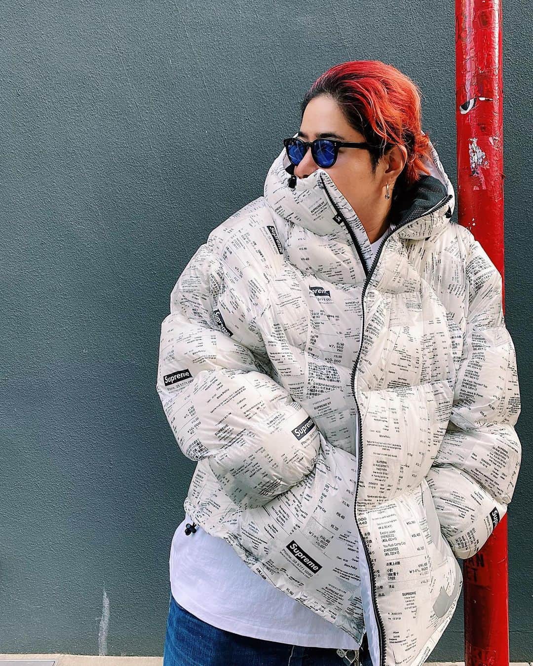 のインスタグラム：「キョロ👀 #supreme」