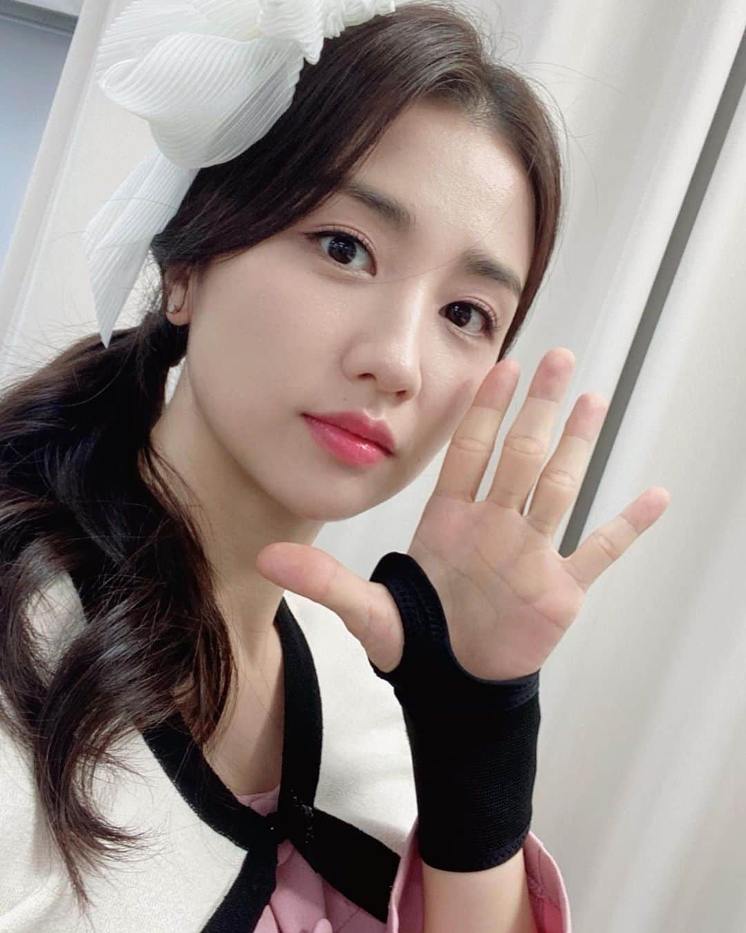 パク・ハソンさんのインスタグラム写真 - (パク・ハソンInstagram)「어제의 #조은정 #빠숀 #손목아대 지끈지끈 #유리손목 엔 필수  #산후조리원」11月18日 16時37分 - mintsungrace