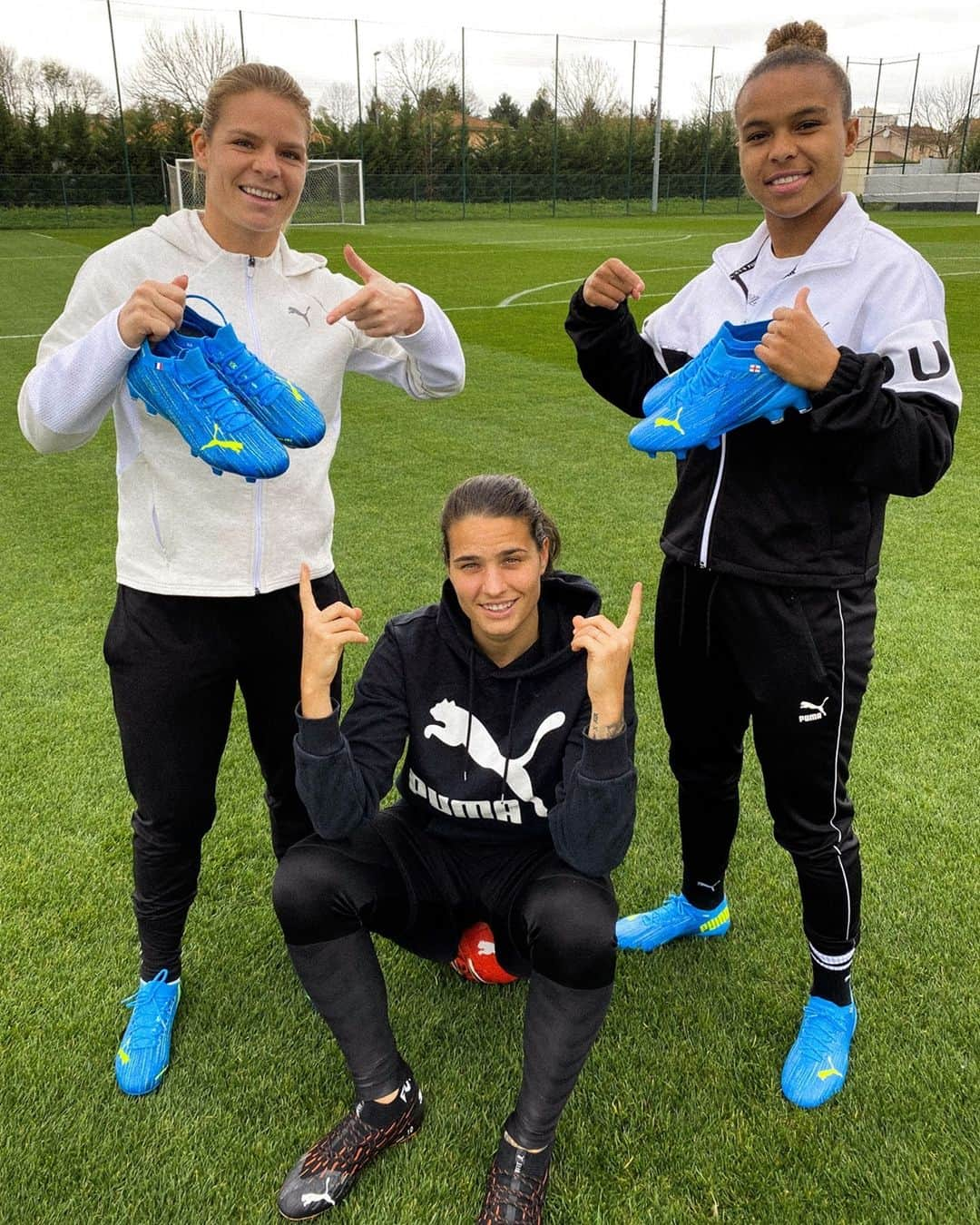 PUMA Footballさんのインスタグラム写真 - (PUMA FootballInstagram)「ULTRA 🤝 FUTURE 🤝 ULTRA ➡️ Our kind of front 3 🚀🚀🚀」11月18日 17時12分 - pumafootball