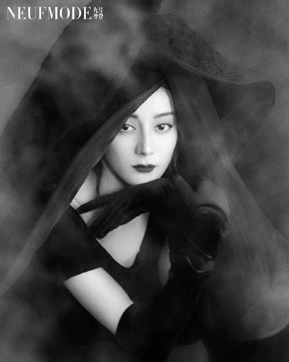 のインスタグラム：「#迪丽热巴 #热巴 #胖迪 #小迪 #dilirebadilmurat #dilireba #dilraba #dilrabadilmurat」
