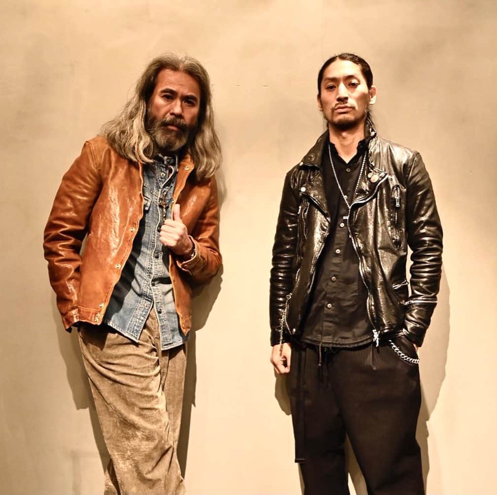 杉原勇武のインスタグラム：「スタッフのAKIRAとツーショット❗️ French shoulder.」