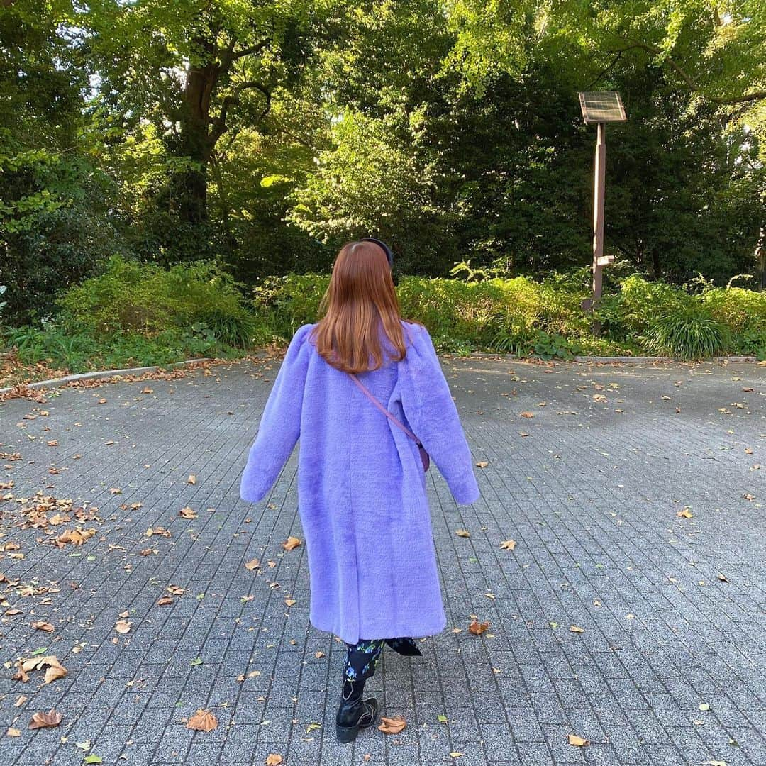 瀬戸あゆみさんのインスタグラム写真 - (瀬戸あゆみInstagram)「てくてく、うろうろ。 🚶‍♀️🌸  #dearsisterhood  #ayumi_outfit」11月18日 17時35分 - setoayumi