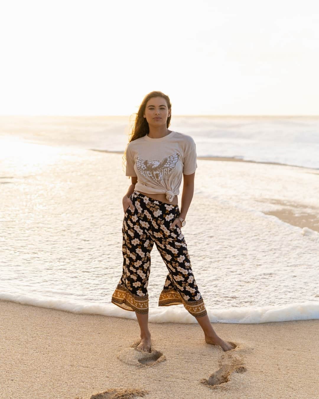 Rip Curl Australiaさんのインスタグラム写真 - (Rip Curl AustraliaInstagram)「Boho florals in golden hues, transporting you to paradise from dawn to dusk. This is Marigold. ⁠ ⁠ Shop the look via the link in bio.」11月18日 17時50分 - ripcurl_aus