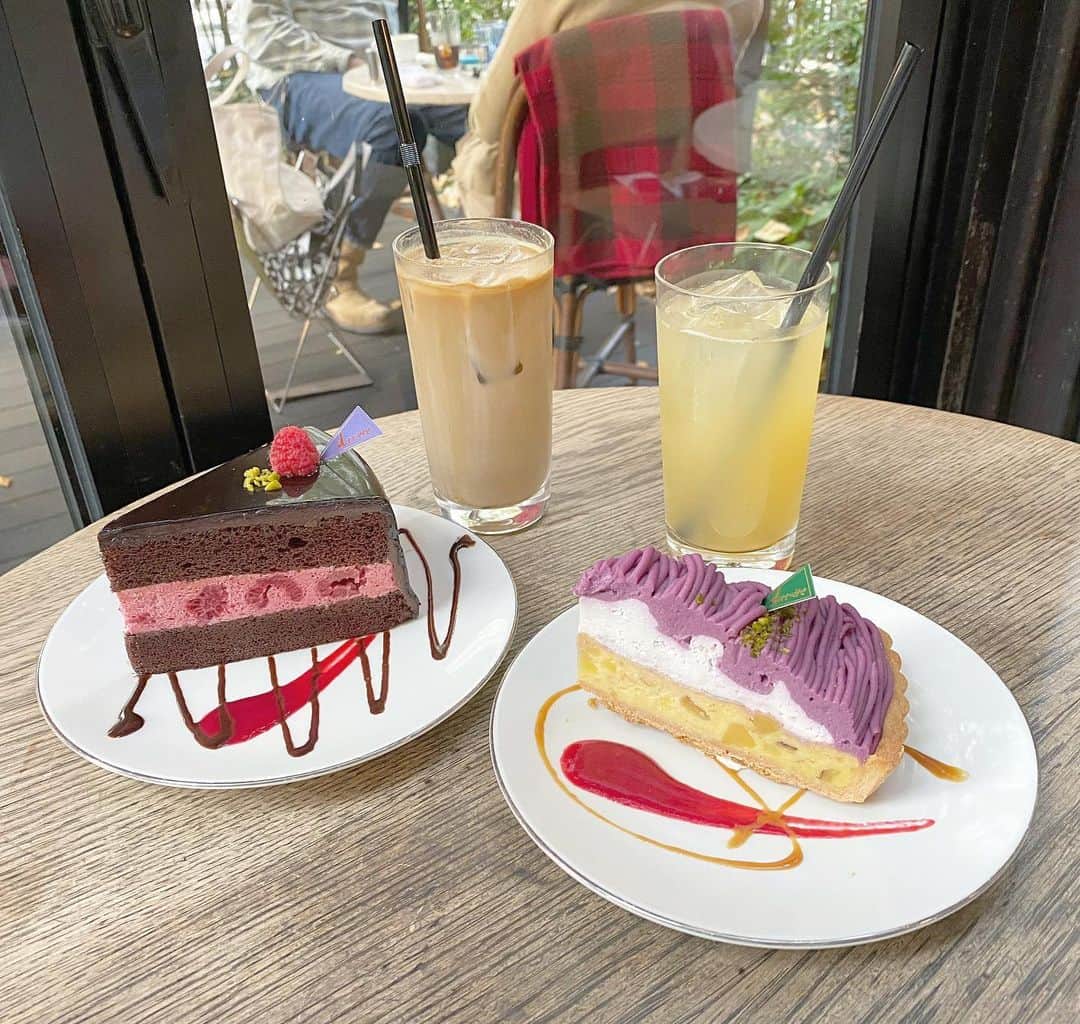 田辺美月のインスタグラム：「・ ・ 🍰🤍 ・ ・ #名古屋カフェ #栄カフェ」