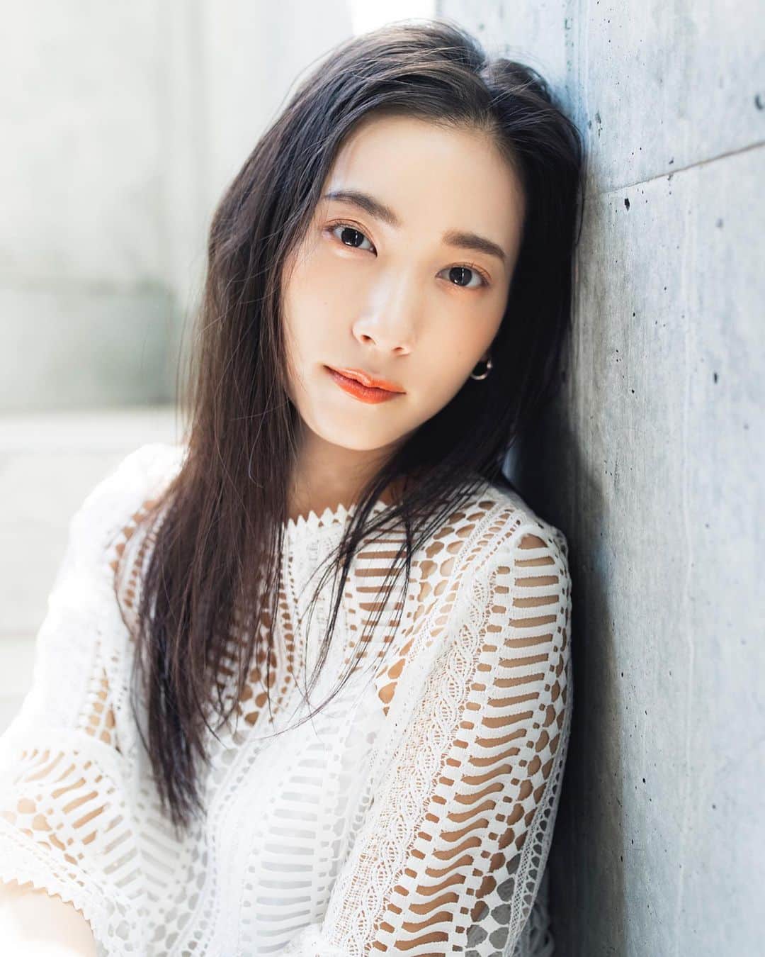 横川莉那のインスタグラム：「. 🌞 📸 @ichi_came  💄 @eri.ito_hairmake  . . #作品撮り #testshoot」