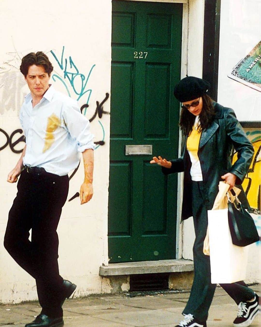 のインスタグラム：「“notting hill” 🎬  julia roberts, 90’s🤩」