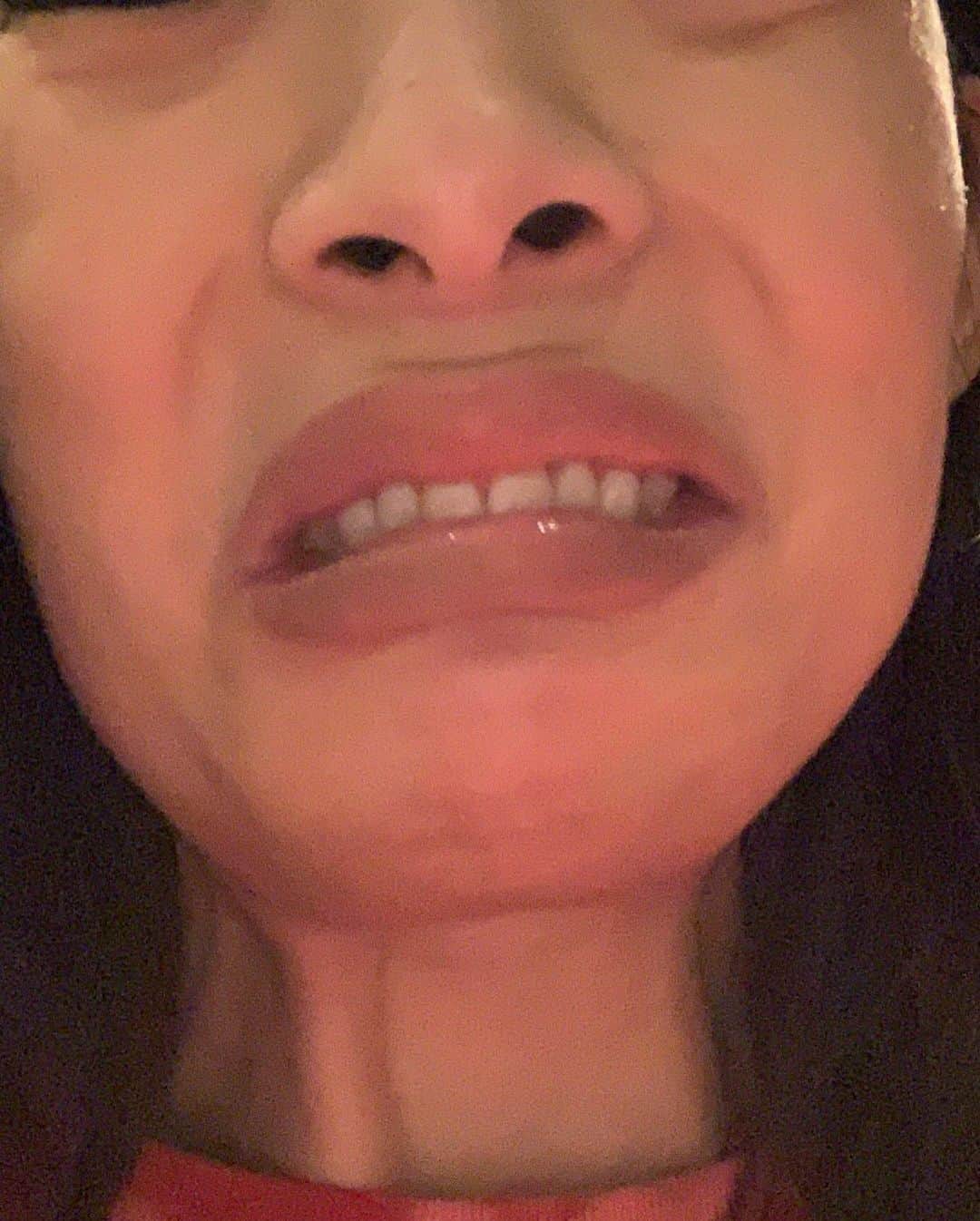 リナ・サワヤマさんのインスタグラム写真 - (リナ・サワヤマInstagram)「2020 mood in selfies xxxxx depression naps xxxxxxxxxxxxxxx how r u all doing xxxxxxxx」11月18日 18時21分 - rinasonline