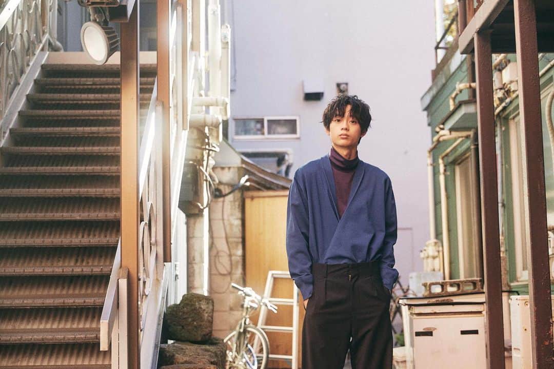 水沢林太郎のインスタグラム：「. 📷  Photo @hiyori.ohnishi  Styling @takumi0914  Hair&Makeup @miho_matsubara7」