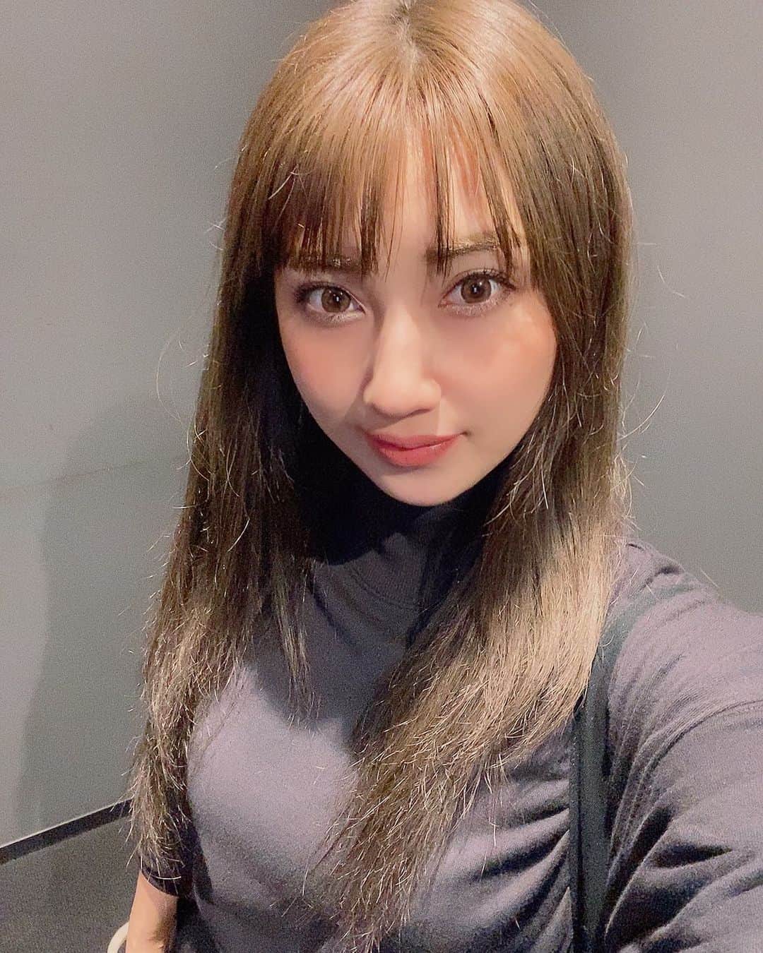 YUMIKAのインスタグラム：「ここのライト金髪になっちゃっただよ(•'-'•)   #cyberjapan #cyberjapandancers #サイバージャパン #サイバージャパンダンサーズ #cjd_yumika」