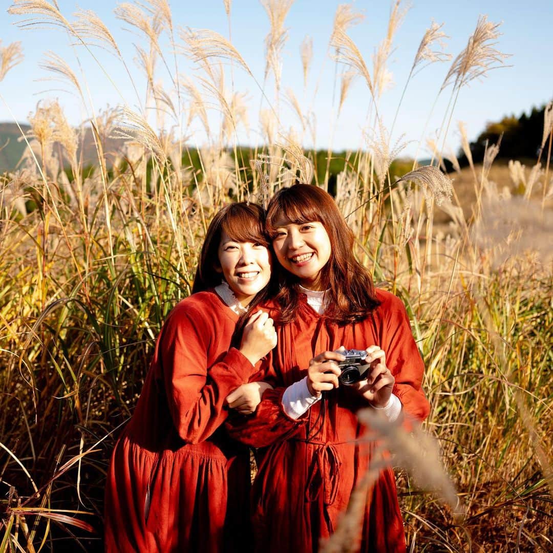 のインスタグラム：「・ 今日23℃もあって、急に暑くなってびっくり😂 みなさまも体調崩さぬようお気をつけください🌙」
