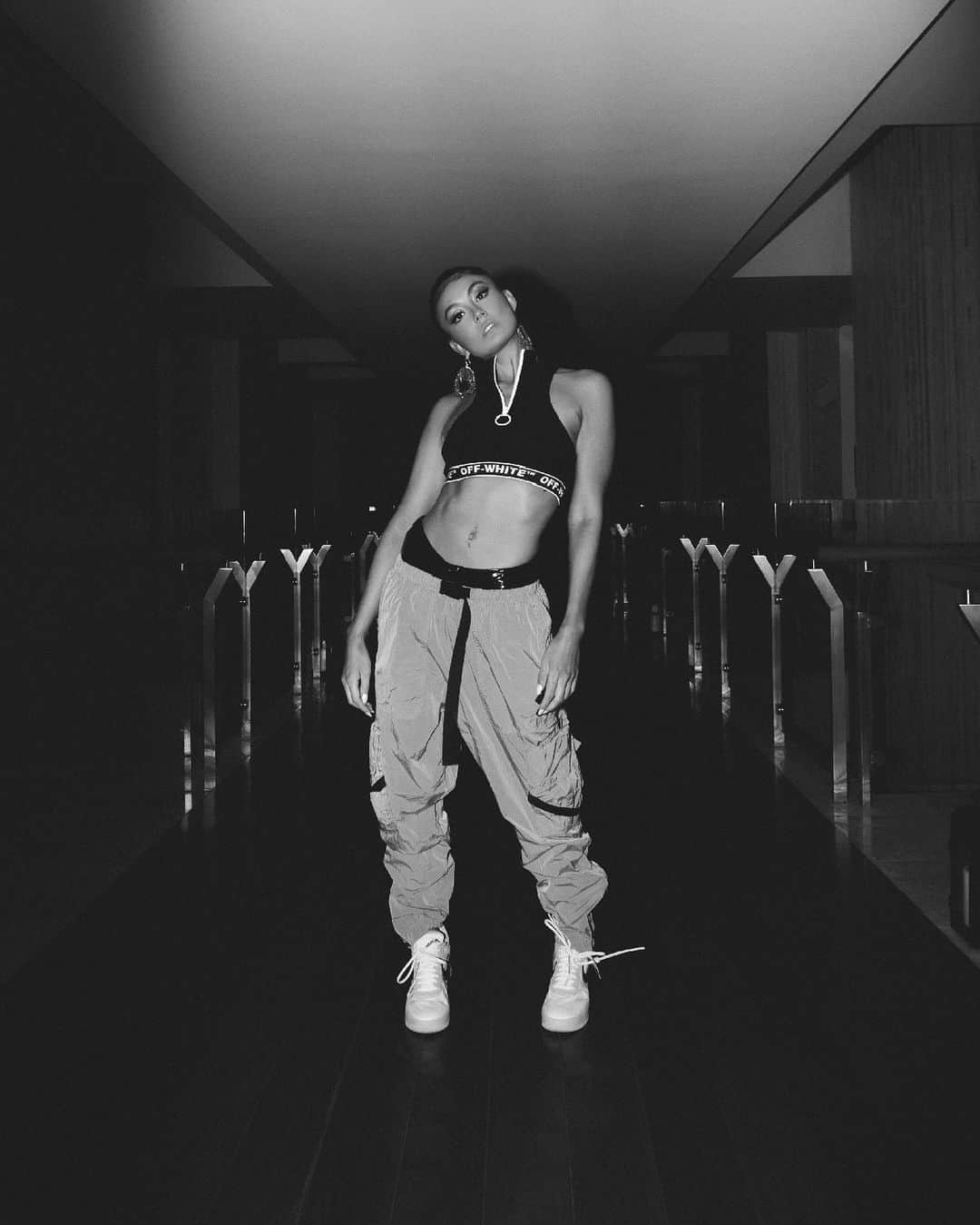 のインスタグラム：「👑 . . #AGNEZMO」