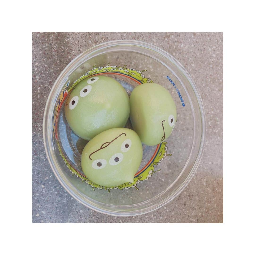 小泉里紗さんのインスタグラム写真 - (小泉里紗Instagram)「little green men( ఠఠ̲ఠ )♡ #disneysea #tokyodisneysea #littlegreenmen」11月18日 19時15分 - risa_kizm