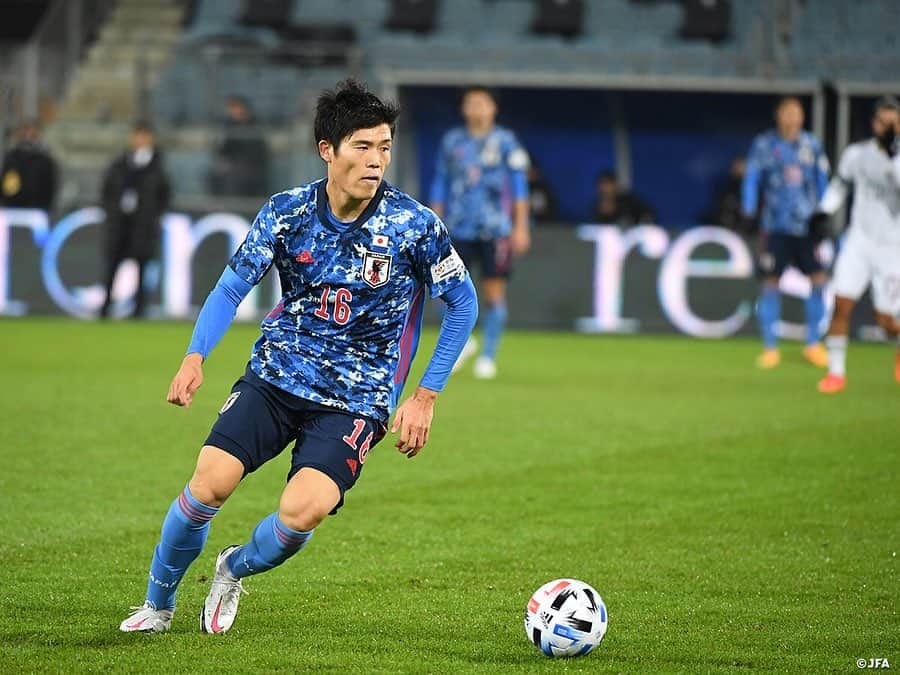 日本サッカー協会さんのインスタグラム写真 - (日本サッカー協会Instagram)「【2020.11.18 Match Photo②📸】 　 🏆国際親善試合 ⌚11.18(水) 5:00KO（日本時間） 🆚メキシコ🇲🇽 📍シュタディオン・リーベナウ 　 GK 23 #シュミットダニエル DF 16 #冨安健洋 19 #酒井宏樹 22 #吉田麻也 MF 4 #中山雄太 6 #遠藤航 7 #柴崎岳 8 #原口元気 9 #鎌田大地 14 #伊東純也 FW 11 #鈴木武蔵 　 (SUB) GK 1 #川島永嗣 12 #権田修一 DF 2 #植田直通 3 #室屋成 5 #長友佑都 20 #板倉滉 24 #菅原由勢 MF 10 #南野拓実 13 #橋本拳人 17 #久保建英 25 #三好康児 FW 18 #浅野拓磨 　 監督 #森保一 　 ✅活動中の様子を映した #TeamCam は YouTubeチャンネル #JFATV で配信中！ 　　 #daihyo #jfa #SAMURAIBLUE #新しい景色を2022」11月18日 19時23分 - japanfootballassociation