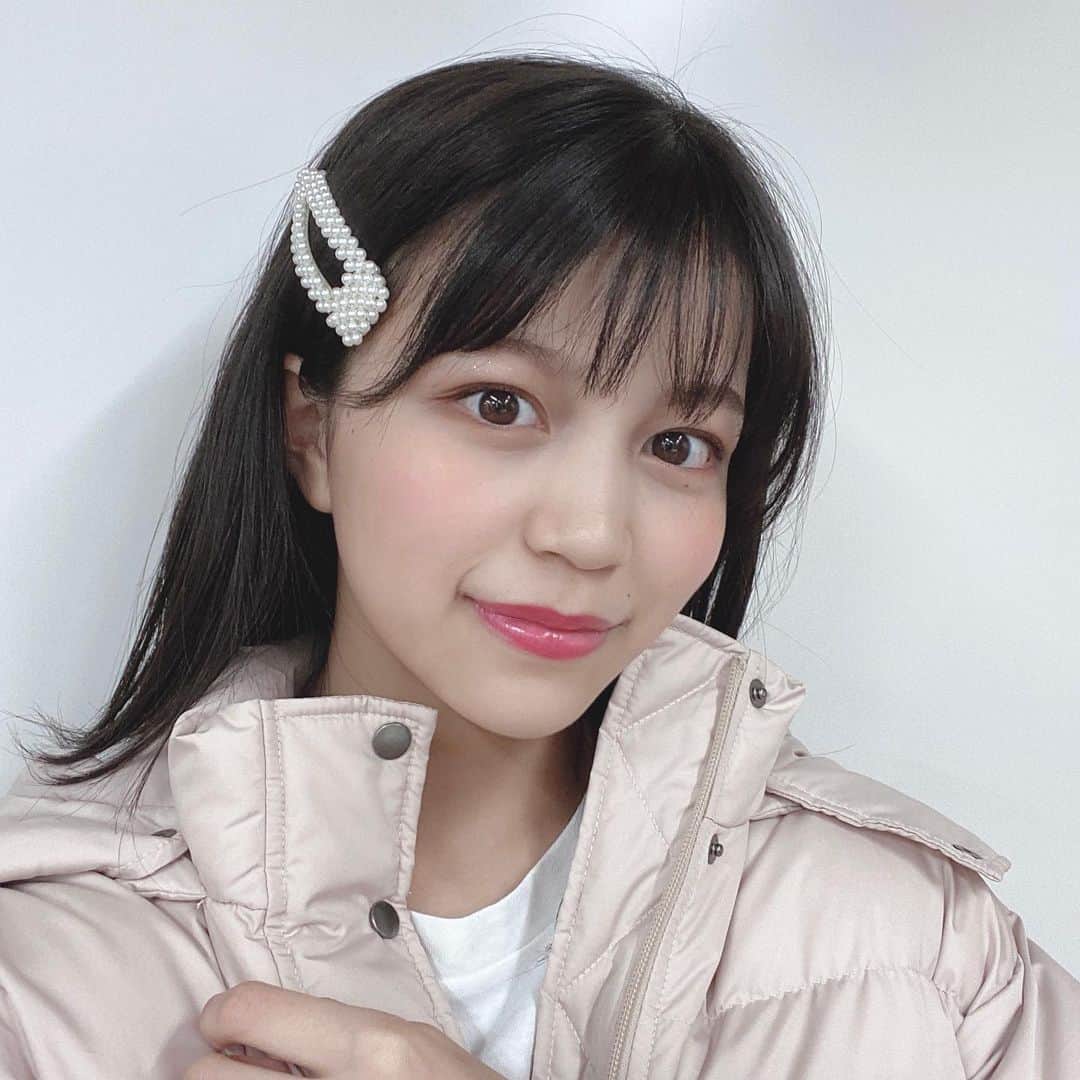 北川花音のインスタグラム：「﻿ 今月号のオフショ！﻿ ﻿ テストもうすぐだ〜😢﻿ みんなももうすぐかな？﻿ ﻿ #アウター　#北川花音　#ニコラ　#nicola」