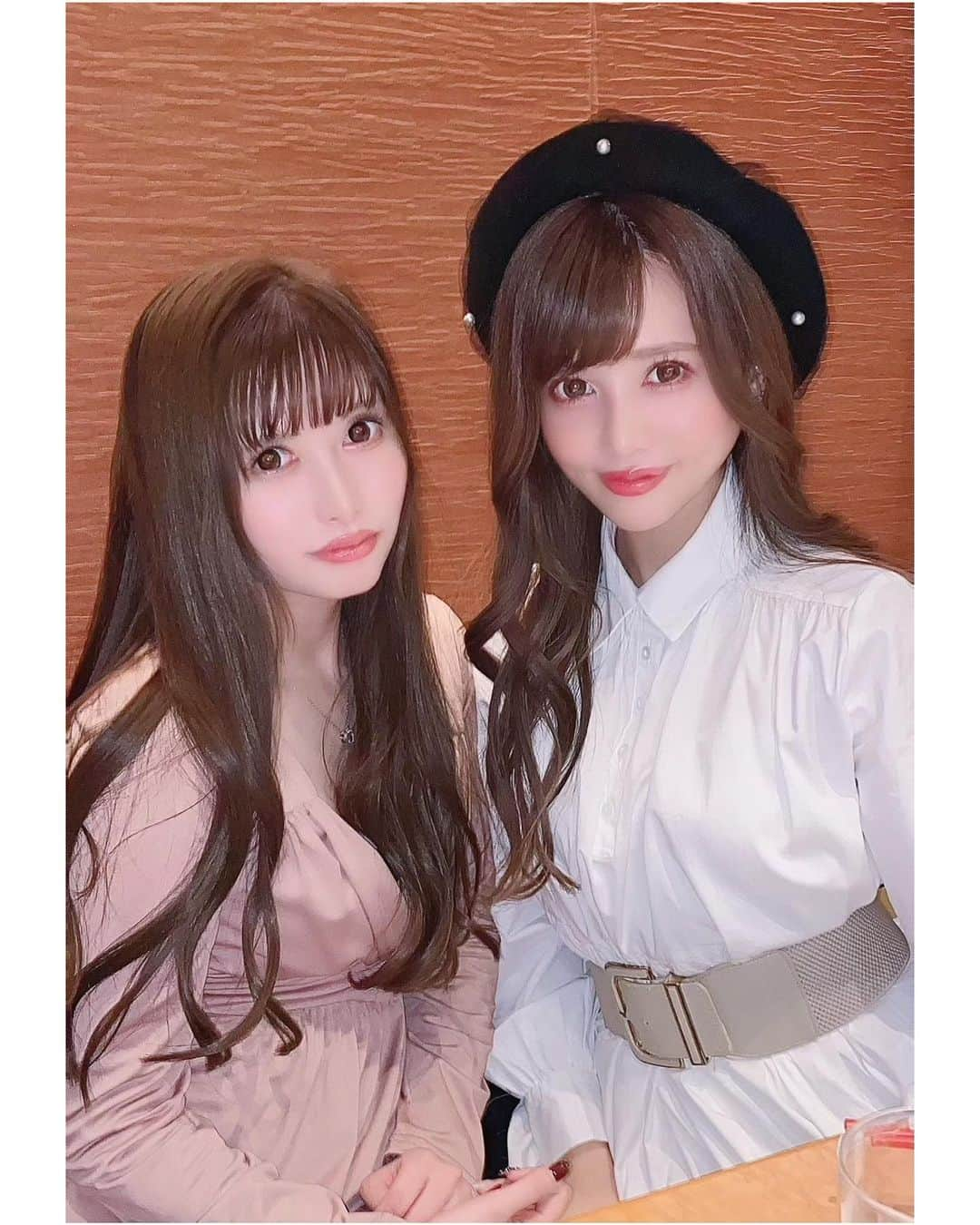 成瀬まりあさんのインスタグラム写真 - (成瀬まりあInstagram)「みんなで撮ったのは盛れなかった😢 こないだの2回目17オフ会🐰 まいちゃんは私が17始めて一番最初からずっと来てくれてる😊  #selfie #キャバクラ #キャバ嬢 #シャンパン #テキーラ #ドレス #新宿  #港区 #歌舞伎町 #六本木 #西麻布 #赤坂 #青山  #tagsforlikes #17live」11月18日 19時38分 - mariatan_1211